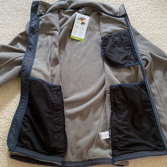 ✨HP✨ NWT LL Bean wind pro zip up fleece - Picture 8 of 8